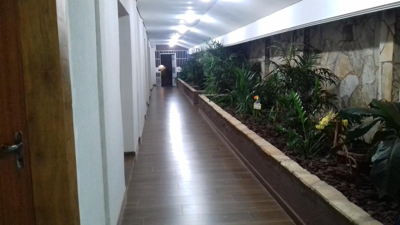 Hotel Luz Fronteira Esterno foto